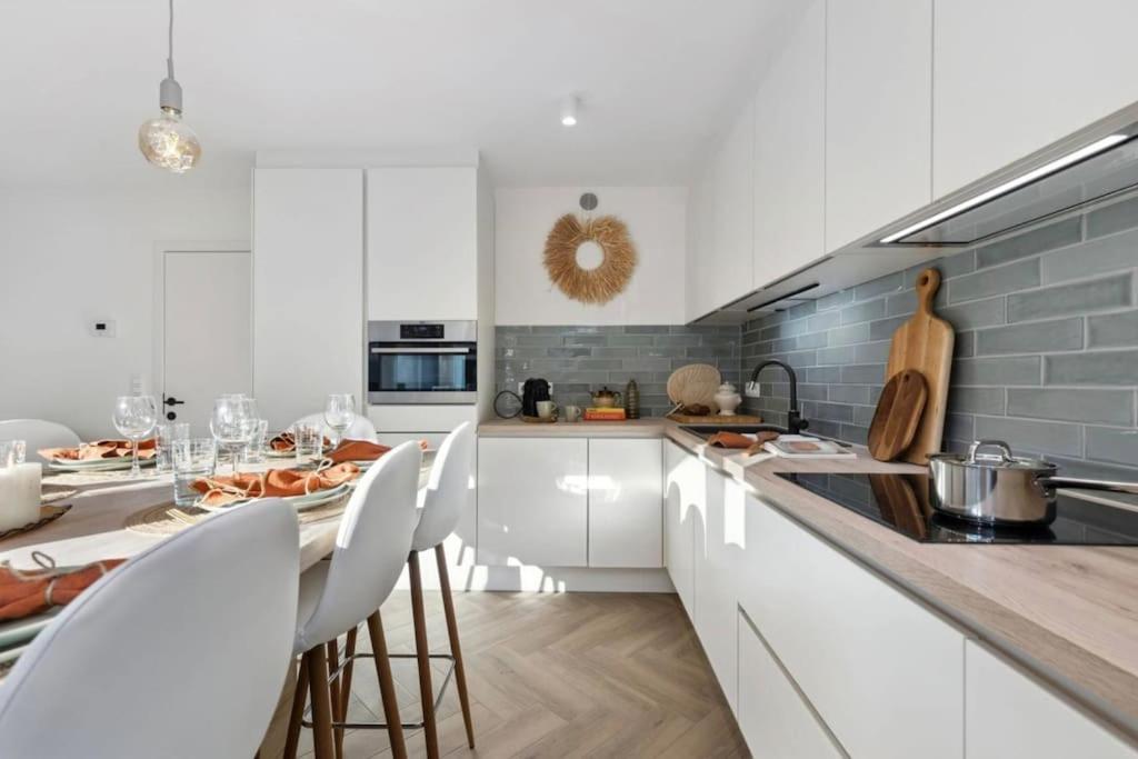 Michelle - Recent Gerenoveerd Stijlvol Appartement ออสเทนด์ ภายนอก รูปภาพ